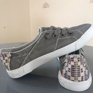 New Blowfish grey slip ins with zipper and plaid accents. Very cushioned sole!